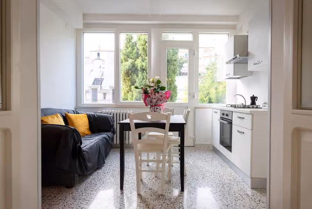 Angolo cottura attrezzato dell'appartamento del B & B L'ABBRACCIO